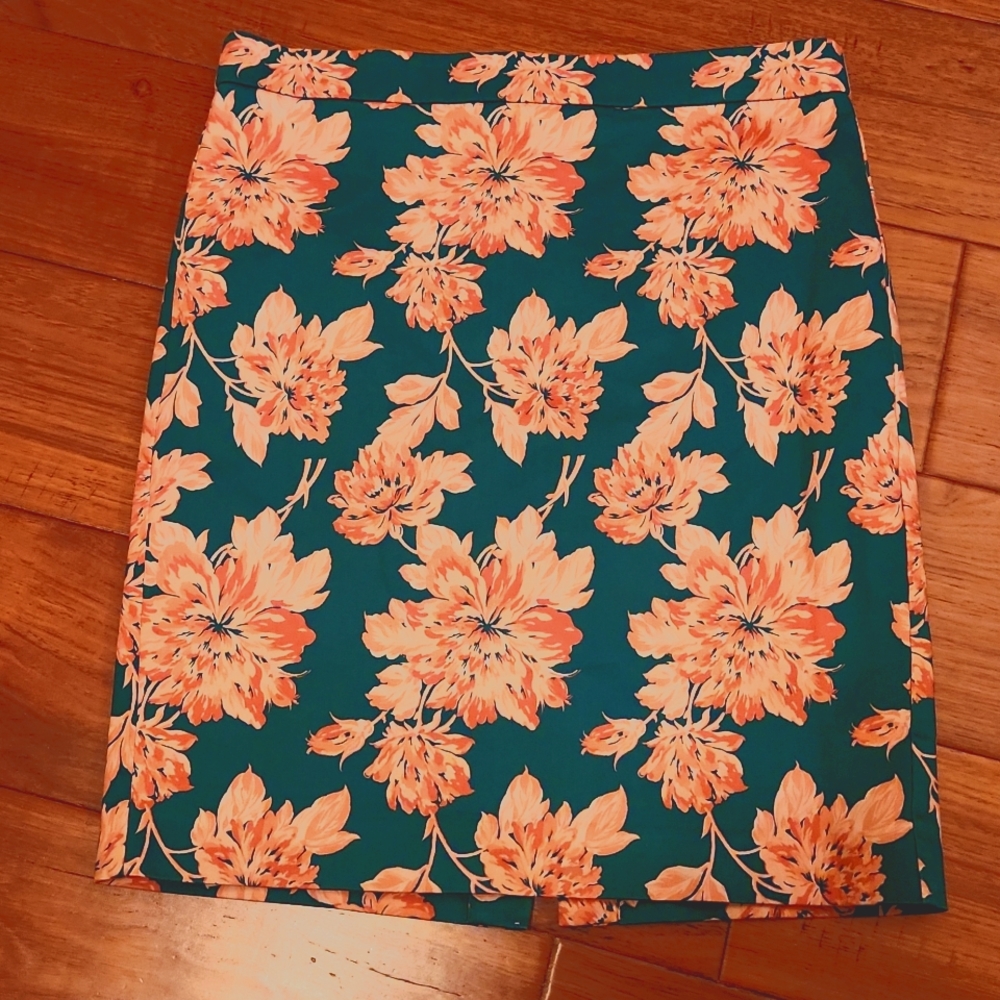 J. Crew Mercantile lined pencil skirt, 10